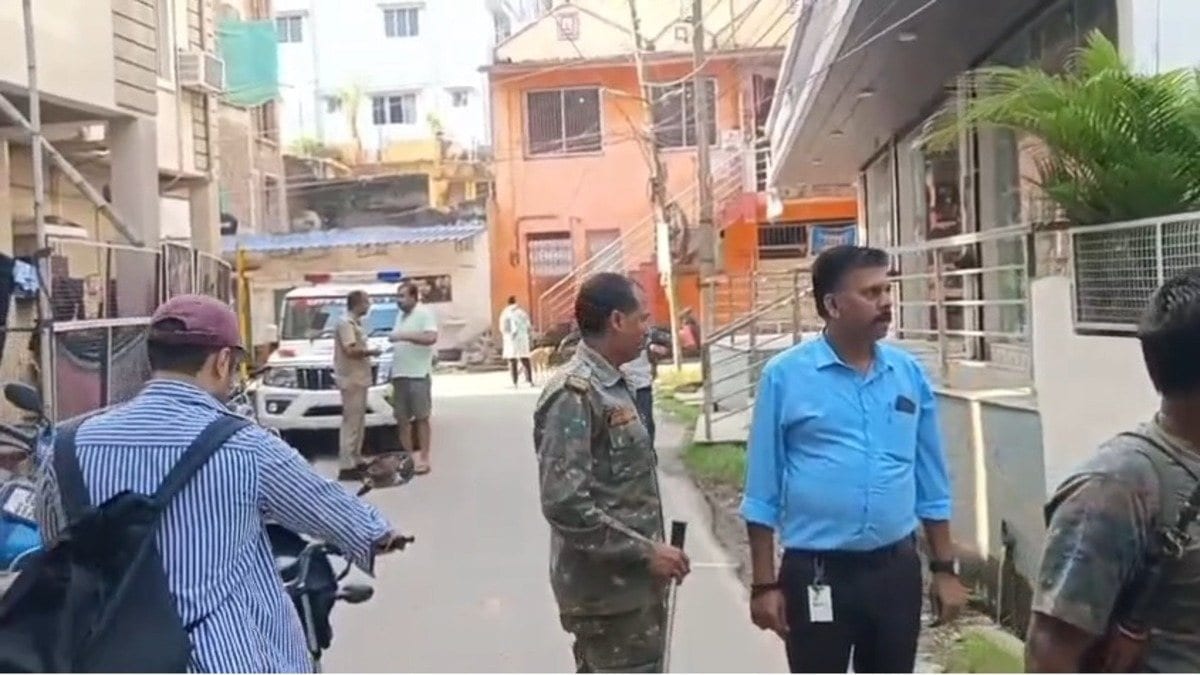 जमशेदपुर: सोनारी के बाल विहार कुंज नगर में महिला से चेन छिनतई, जांच में जुटी पुलिस