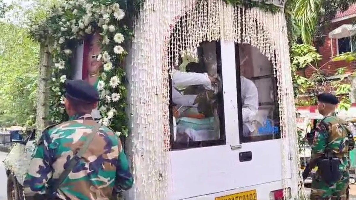 रूपी सोरेन का पार्थिव शरीर नेमरा के लिए रवाना, नाड़ी दरहा घाट पर होगा अंतिम संस्कार