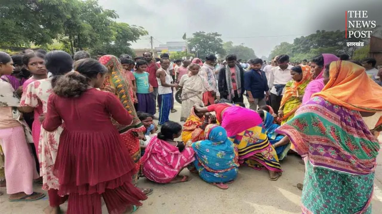 चाय की टपरी पर बैठे युवकों को ट्रेलर ने मारी टक्कर, 2 की मौत, 10 घायल