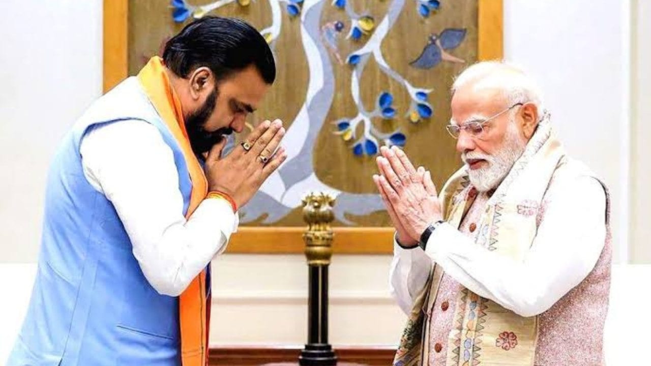 विक्रमशिला सेतु क्षतिग्रस्त होने पर रेलवे ने दी विशेष ट्रेनों की सुविधा, सीएम ने पीएम एवं रेल मंत्री का जताया आभार