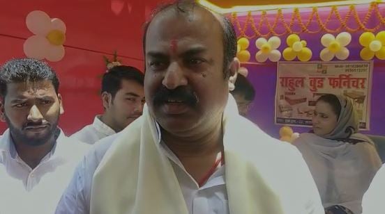 नीतीश कुमार का मजाक उड़ाते दिखे मदन सहनी, कहा - 2015 में प्रशांत किशोर से मदद लेना गलत फैसला था