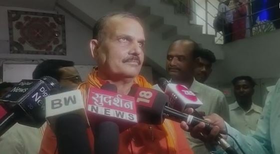 बिहार में यहां नहीं पढ़ सकते हनुमान चालीसा !  BJP विधायक का JDU पर बड़ा हमला