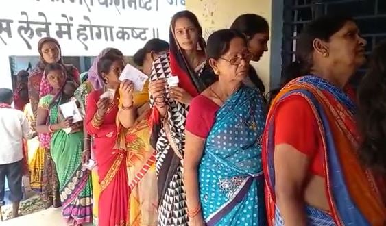 गांव की सरकार :  देवघर के मोहनपुर प्रखंड में सुबह 11 बजे तक हुआ  42.53% मतदान