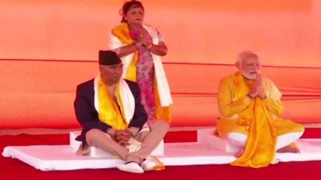 प्रधानमंत्री मोदी पहुंचे लुम्बिनी, महामाया मंदिर में की पूजा-अर्चना