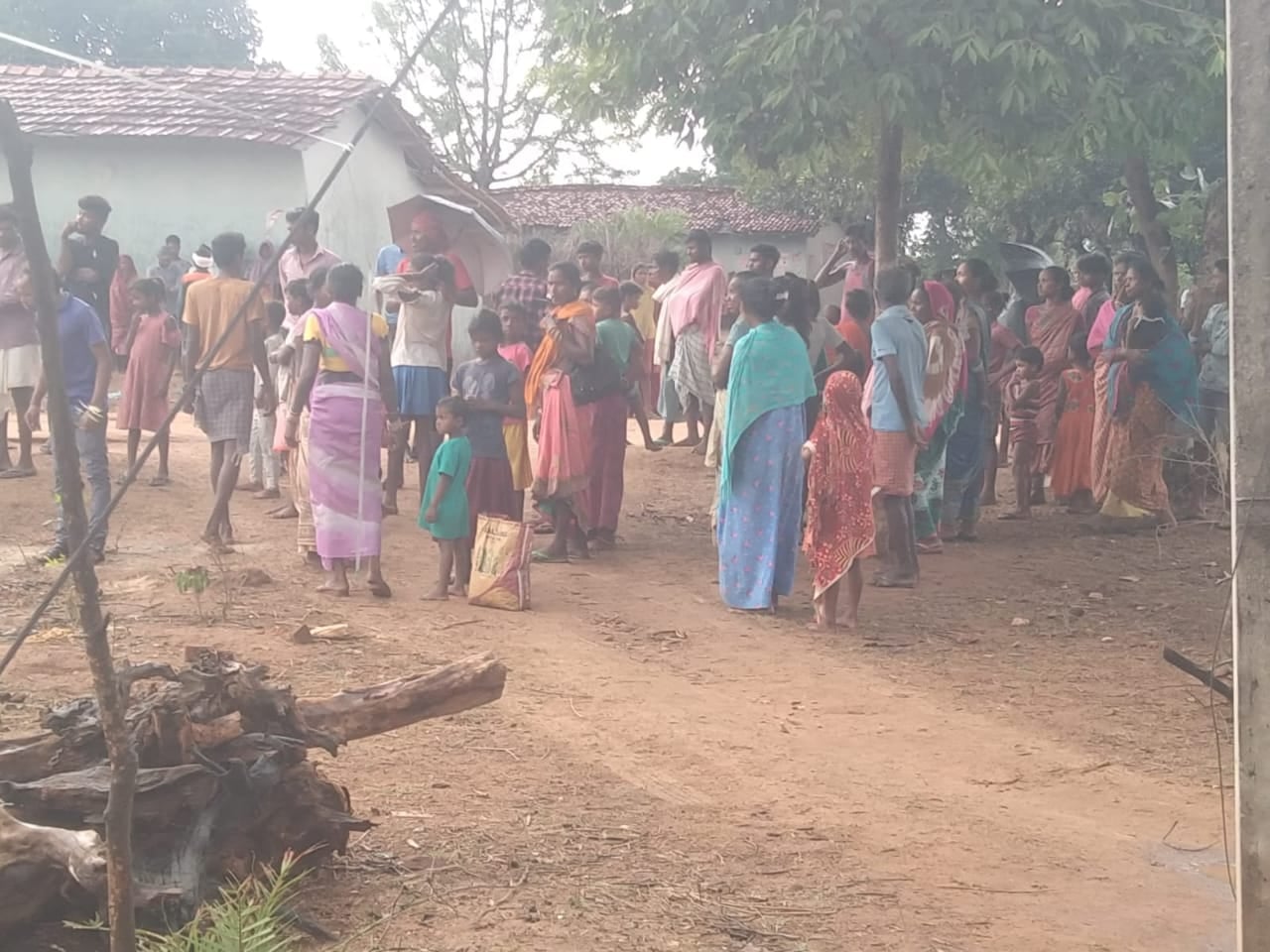 गिरिडीह में आसमानी बिजली गिरने से तीन महिलाएं झुलसीं