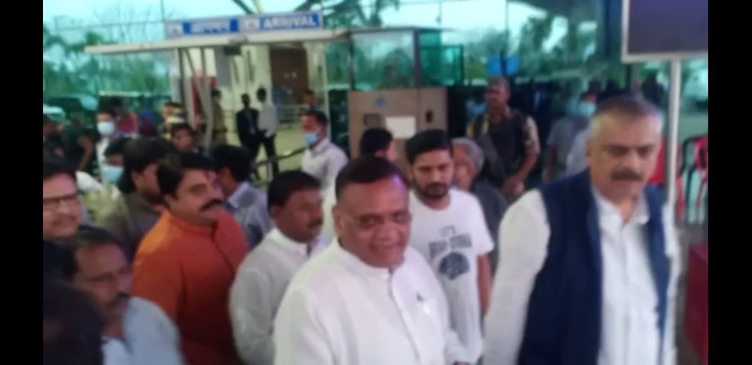 कांग्रेस प्रदेश प्रभारी पहुंचे रांची, राज्यसभा सीट पर ठोंका दावा