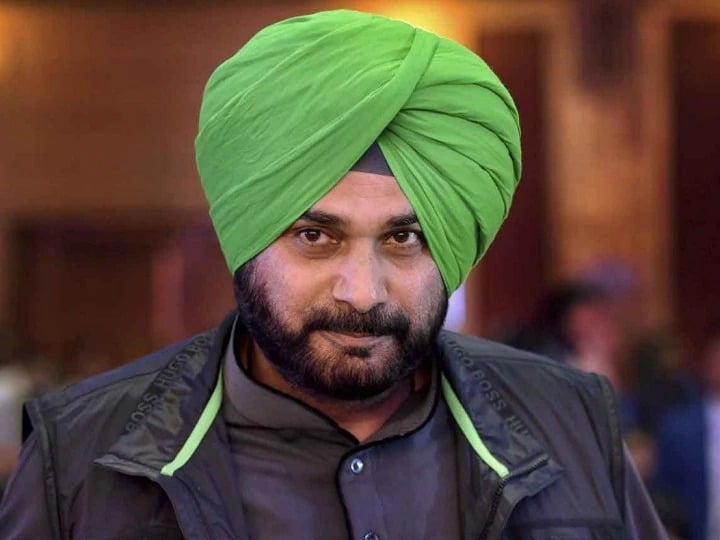 BREAKING: नवजोत सिद्धू को एक साल की जेल, 1988 के रोड रेज मामले में सुप्रीम कोर्ट ने दिया फैसला
