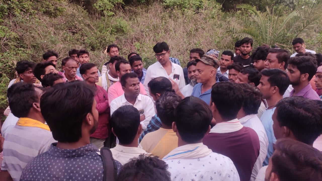 Breaking : धनबाद के निरसा में अवैध खनन के दौरान  गैस रिसाव से तीन लोगों की मौत ! पुलिस  का घटना से इंकार