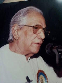 पुण्यतिथि : पहले संगीतकार थे मजरूह सुल्तानपुरी जिन्हें दादा साहेब फाल्के पुरस्कार से नवाजा गया, रूह को छू जाते थे मजरूह सुल्तानपुरी के गीत