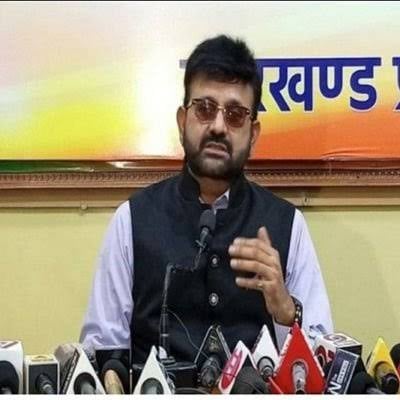 हेमंत सरकार में आदिवासियों की नहीं बदली सूरत  लेकिन मुख्यमंत्री और मंत्रियों के करीबियों की खूब हुई तरक्की