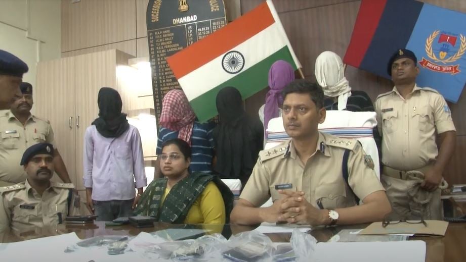 BREAKING :  गैंगस्टर प्रिंस खान के 5 गुर्गे गिरफ्तार,  ठेकेदार के आवास पर फायरिंग कर फैला रहे थे दहशत