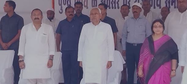 पं0 नेहरू को सीएम नीतीश ने दी श्रद्धांजलि, राज्यसभा उम्मीदवार के नामों की जल्द करेंगे घोषणा