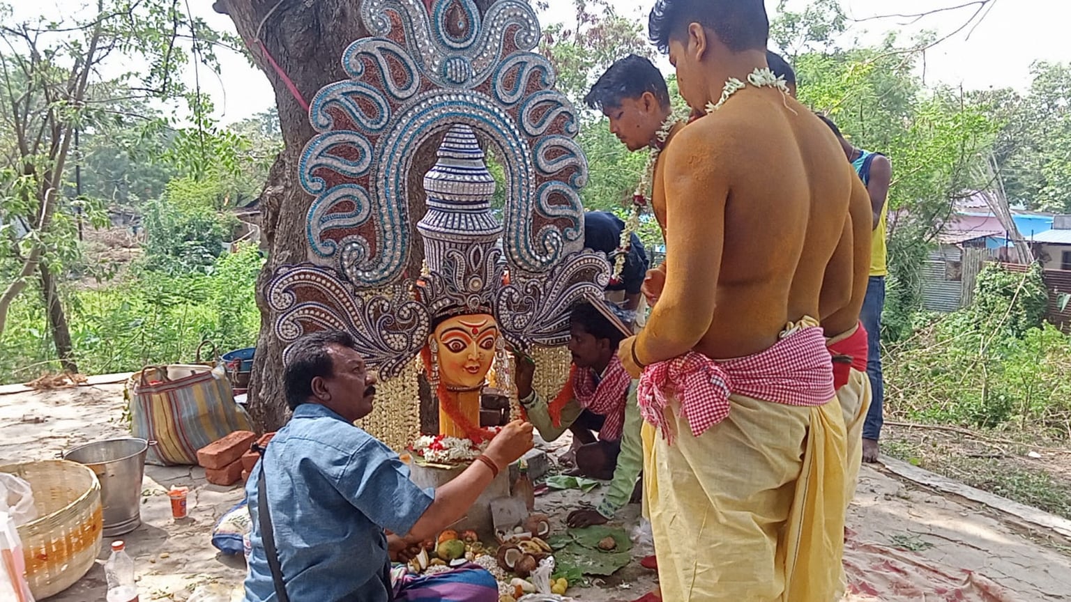 पांच दिवसीय शीतल माता की पूजा शुरू, कलश यात्रा में बड़ी संख्या में श्रद्धालू हुए शामिल