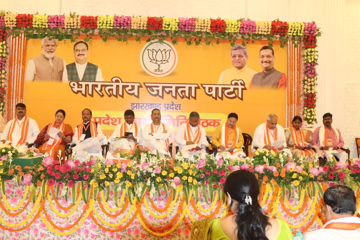 हेमंत सरकार को उखाड़ फेंकने के लिए सदन से सड़क तक होगा संघर्ष  : दीपक प्रकाश