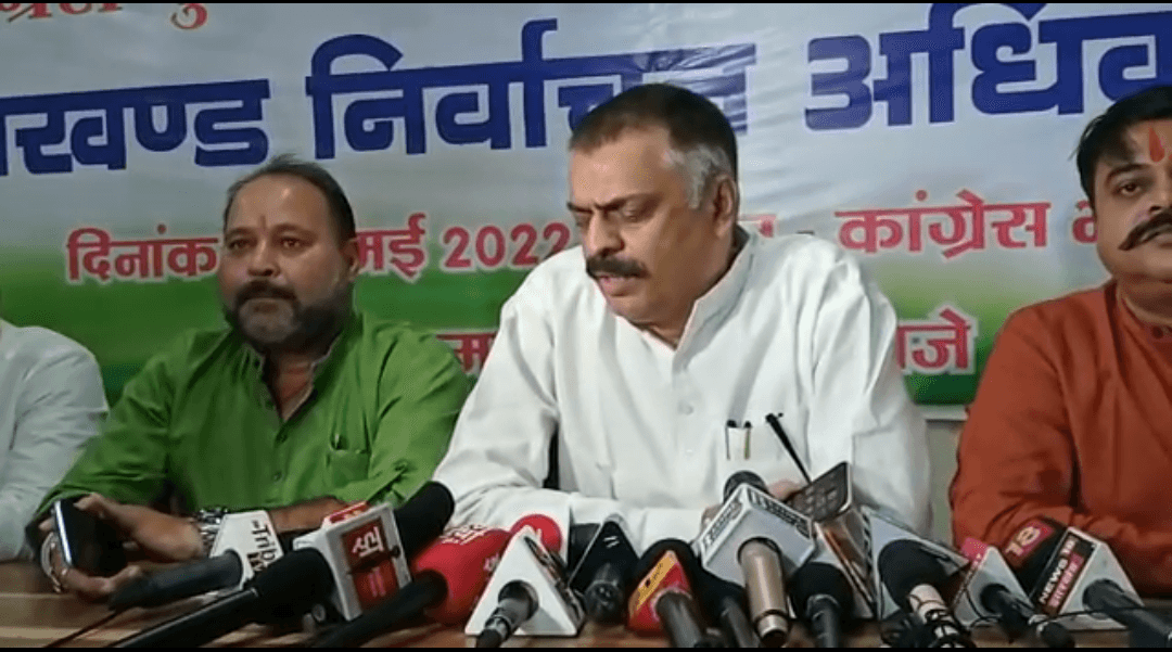 राज्यसभा चुनाव :  झामुमो के फैसले से कांग्रेस बौखलायी, कहा - दिल्ली में बातचीत और फैसले में विरोधाभास