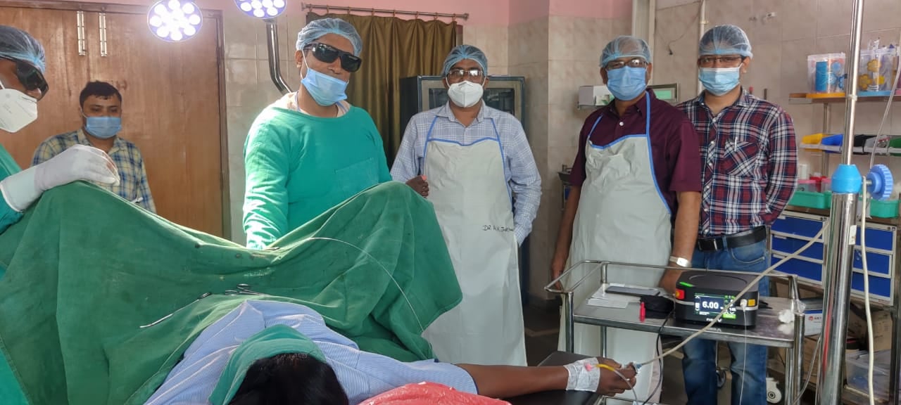 सदर अस्पताल के सर्जरी विभाग में  नई लेजर मशीन की स्थापना, दो मरीजों का हुआ इलाज