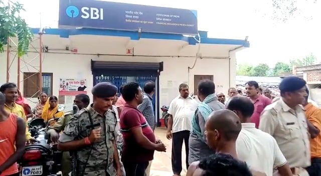 चार दिन हो गए, अबतक बैंक लुटेरों का पता नहीं चल सका- SIT की टीम ढूंढ रही सुराग