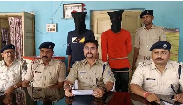 233 पुड़िया ब्राउन शुगर के साथ युवक गिरफ्तार, एक बाइक चोर भी चढ़ा पुलिस के हत्थे