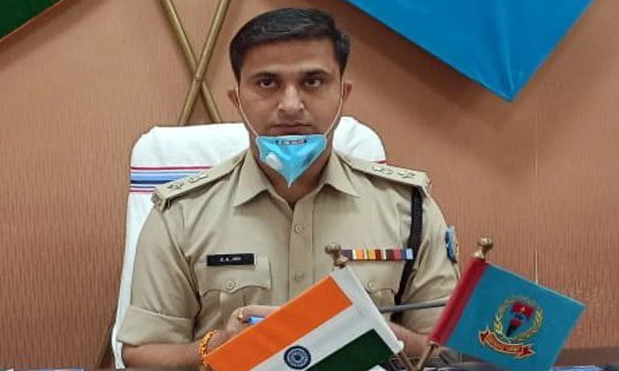 जमीन विवाद में एक युवक की थाना में पिटाई कर डेढ़ लाख रु लेकर छोड़ने वाले चिंटु कुमार निलंबित