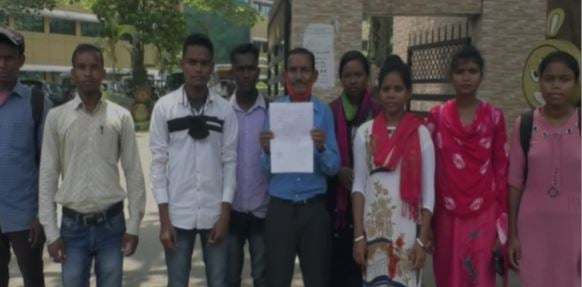 विडंबना: सीधी नौकरी के स्पष्ट सरकारी आदेश के बावजूद DC दफ्तर के चक्कर लगा रहे सबर युवा