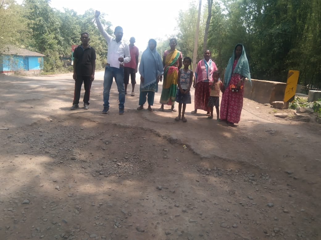 सड़क की नहीं हुई मरम्मत,  तीन करोड़ रुपए ले उड़े इंजीनियर बाबू! अब जिप सदस्यों ने कर दिया ये एलान