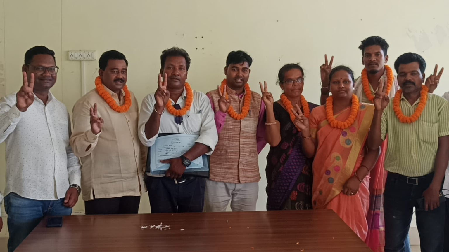 मसीह गुड़िया बनें जिप अध्यक्ष, निर्विरोध उपाध्यक्ष चुनी गई मंजू देवी