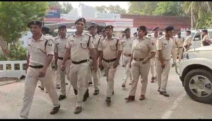 उत्पाद विभाग की टीम पर शराब तस्करों ने किया हमला, एक चालक और 2 जवान घायल