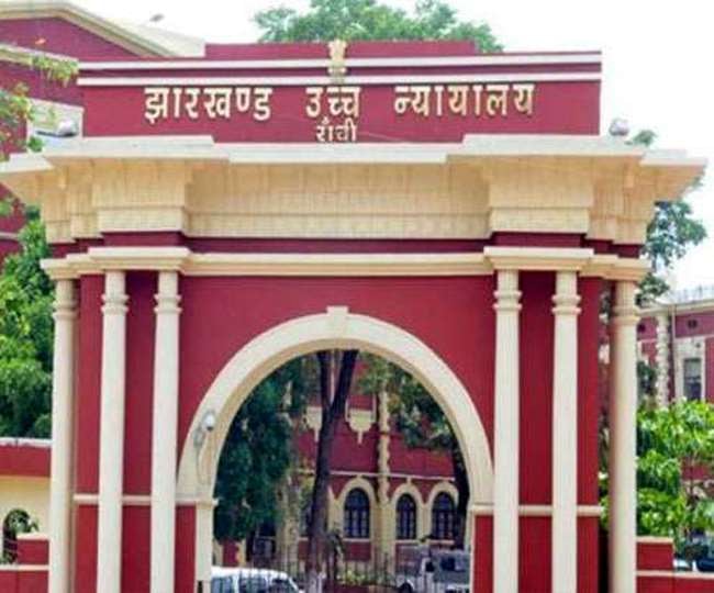 देवघर कोर्ट ह'त्याकांड केस:  हाईकोर्ट ने सरकार से किया जवाब तलब, कहा- राज्य में विधि-व्यवस्था की स्थिति एकदम लचर