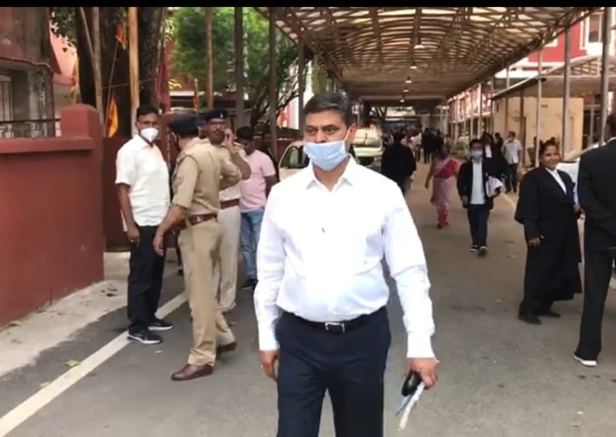 HC ने JBVNL के अध्यक्ष अविनाश कुमार से कहा -रिजाइन क्यों नहीं दे देते