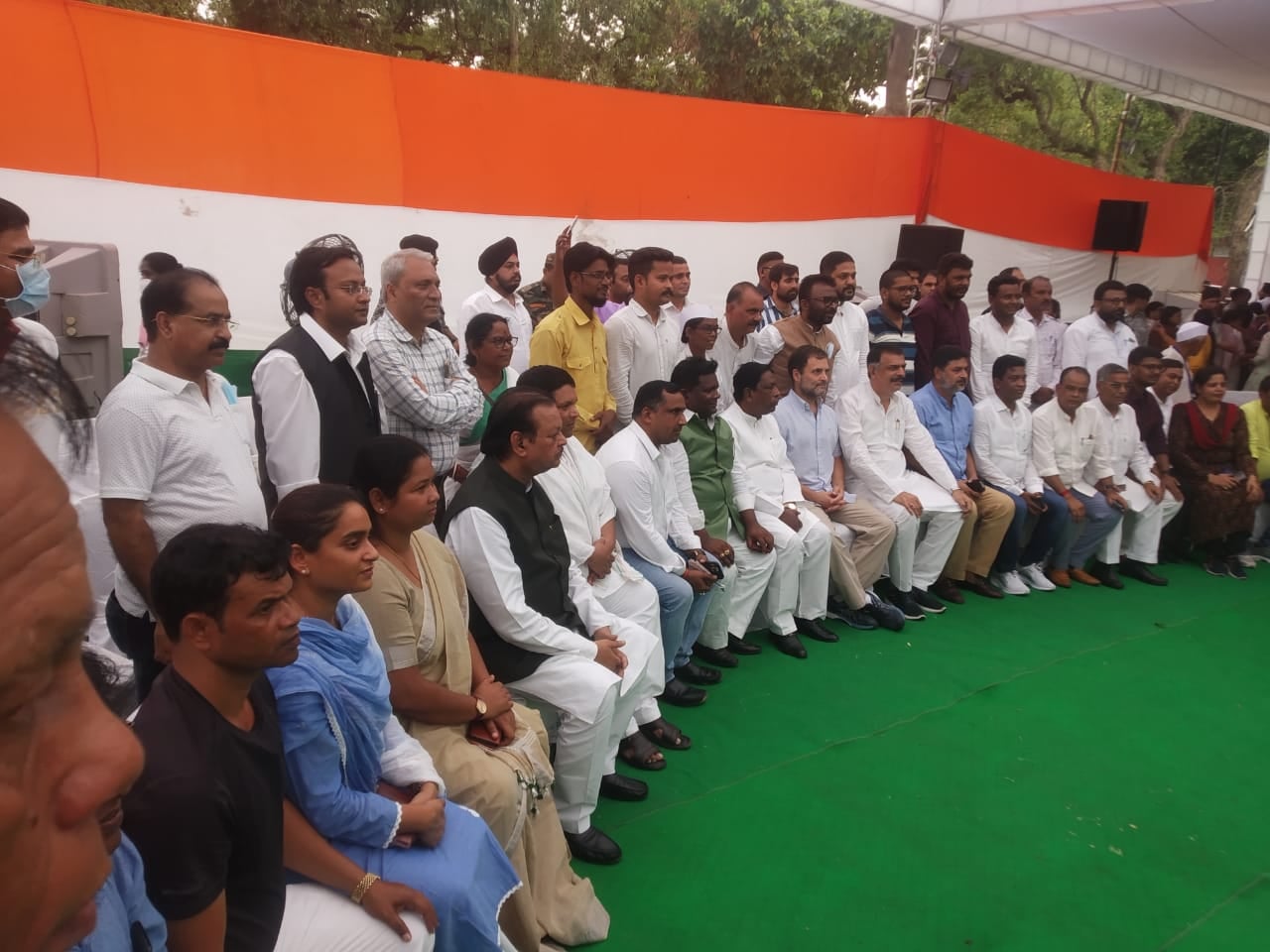 अग्निपथ योजना के विरुद्ध मोदी सरकार पर बनाएं दबाव- झारखंड के कांग्रेस नेताओं को राहुल गांधी से मिला निर्देश
