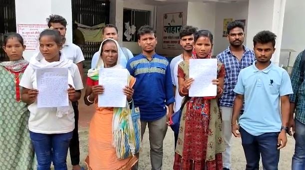 दुमका :  रैगिंग मामले में नया मोड़, सुलह के लिए जबरदस्ती पीड़ित छात्रों को ले जाया गया थाने