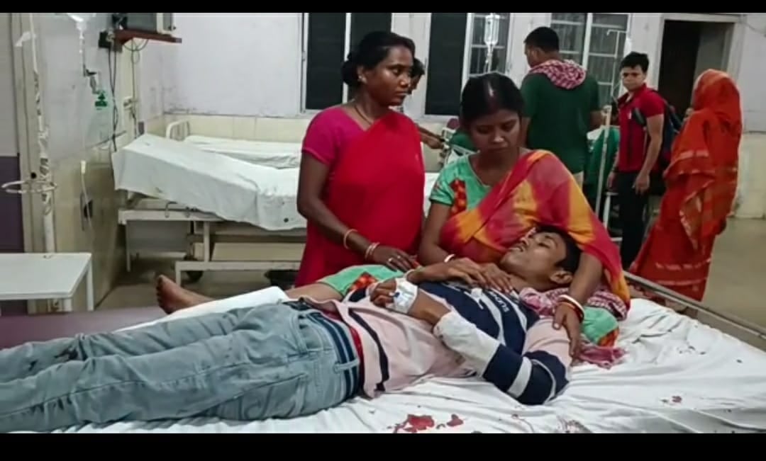 सिमडेगा में हवलदार मुन्नी देवी के बेटे को धनबाद में चाकू घों'पकर मा'र डाला