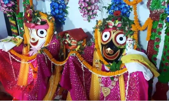 गुमला: भगवान जगन्नाथ की पूजा को लेकर भक्त उत्साहित, लोगों की उमड़ी भीड़