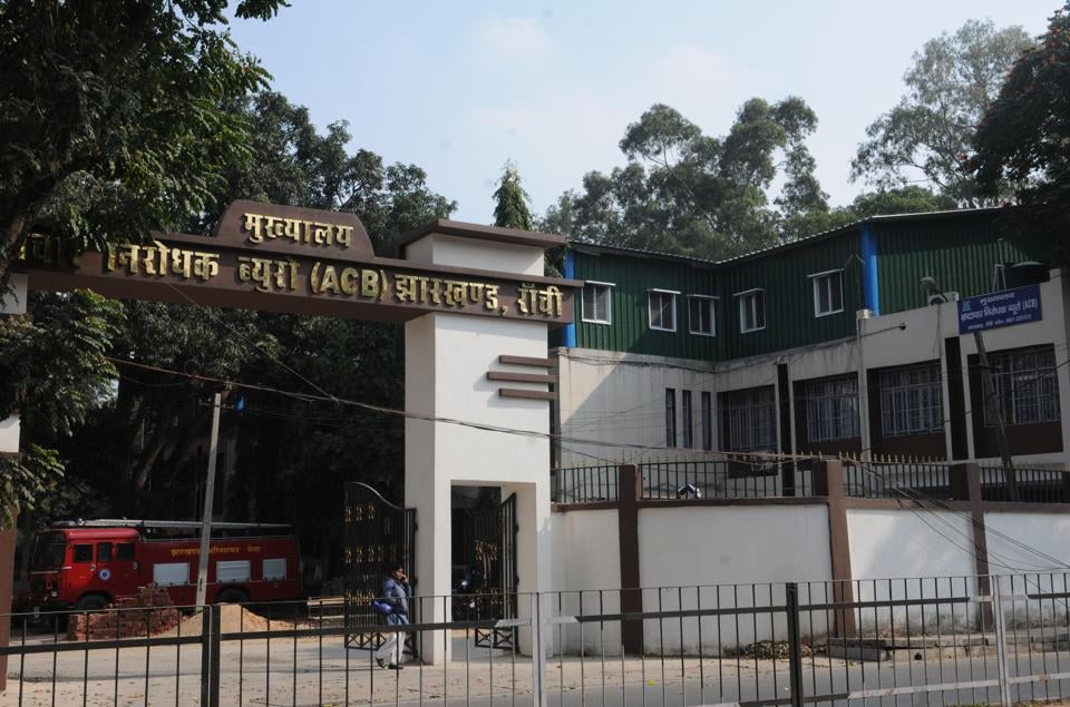 मुखिया से दस हजार रू रिश्वत लेते ब्लॉक को-ऑर्डिनेटर को एसीबी ने किया गिरफ्तार