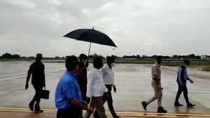 श्रावणी मेला 2022: पीएम से पहले राज्य के सीेएम पहुंचे देवघर, एयरपोर्ट उद्घाटन की तैयारियों का लिया जायजा