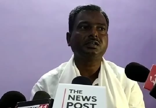 दुमका रेलवे स्टेशन पर यात्रियों की बढेगी सुविधा, चलेगी लंबी दूरी की कई ट्रेनें, रेल जीएम ने दिया भरोसा