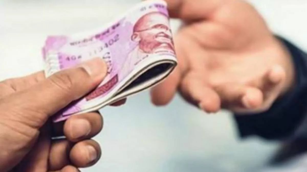 नामकुम बीडीओ और बीएसओ की अवैध वसूली मामले में कार्रवाई की अनुशंसा