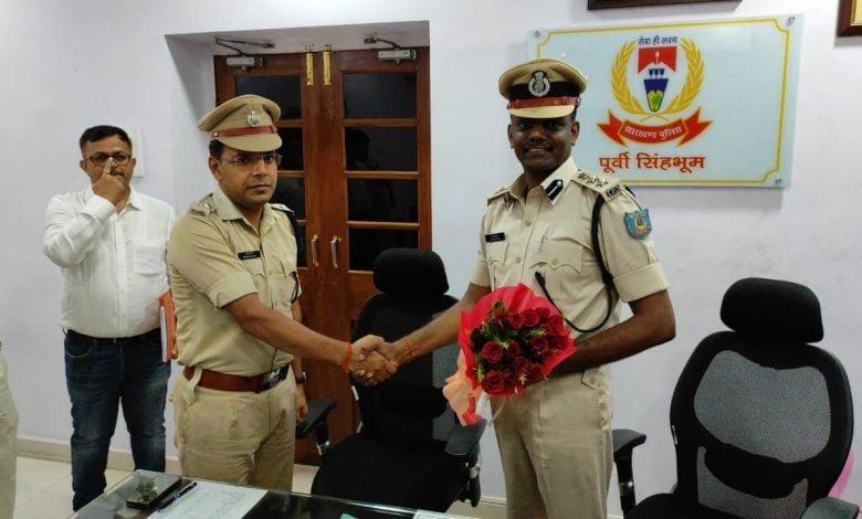 जमशेदपुर: नए एसएसपी ने किया पदभार ग्रहण, कहा- कम्युनिटी पुलिसिंग पर रहेगा खास फोकस