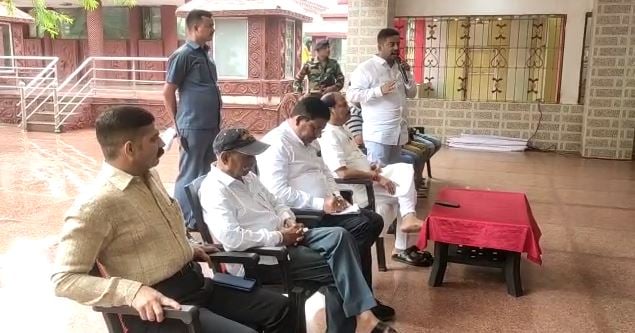 रघुवर दास की अगुवाई में कांवर यात्री जल लेकर पहुंचेंगे सूर्य धाम, आज बैठक में तैयारियों का लिया जायज़ा