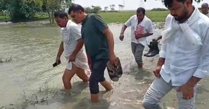 वैशाली के दियारा में युवक का शव बरामद, परिजनों ने लगाया हत्या का आरोप, छानबीन में जुटी पुलिस