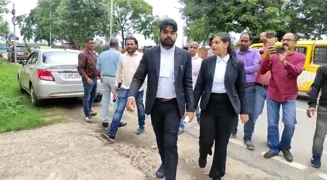 दाहू यादव ने मां के बीमार होने का दिया हवाला, नहीं पहुंचे ईडी दफ्तर