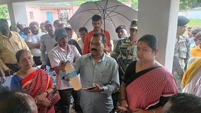 मधु और गीता कोड़ा के कड़े रुख के बाद गांवों में मिलने लगा शुद्ध पेयजल