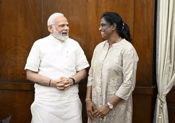 मशहूर एथलीट रहीं दक्षिण भारतीय पीटी उषा ने हिंदी में ली शपथ,  पीएम मोदी से की मुलाकात