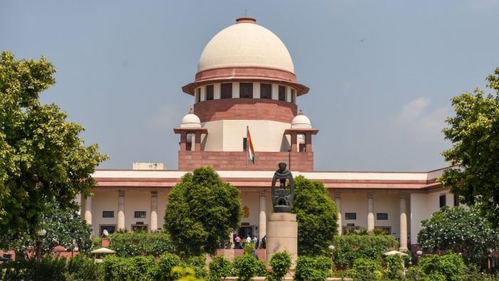 सुप्रीम और हाई कोर्ट जजों के सेवानिवृतों की उम्र में फिलहाल बदलाव नहीं, केंद्रीय मंत्री ने दिया जवाब