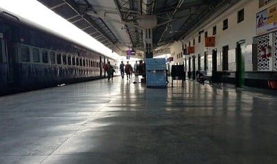 देश के इन बड़े और छोटे नाम वाले रेलवे स्टेशन का नाम याद नहीं कर पाएंगे आप