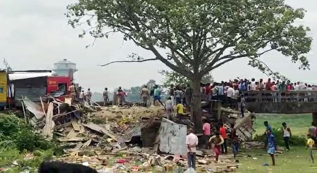 छपरा के एक मकान में बम विस्फोट, कई लोगों की मौ'त