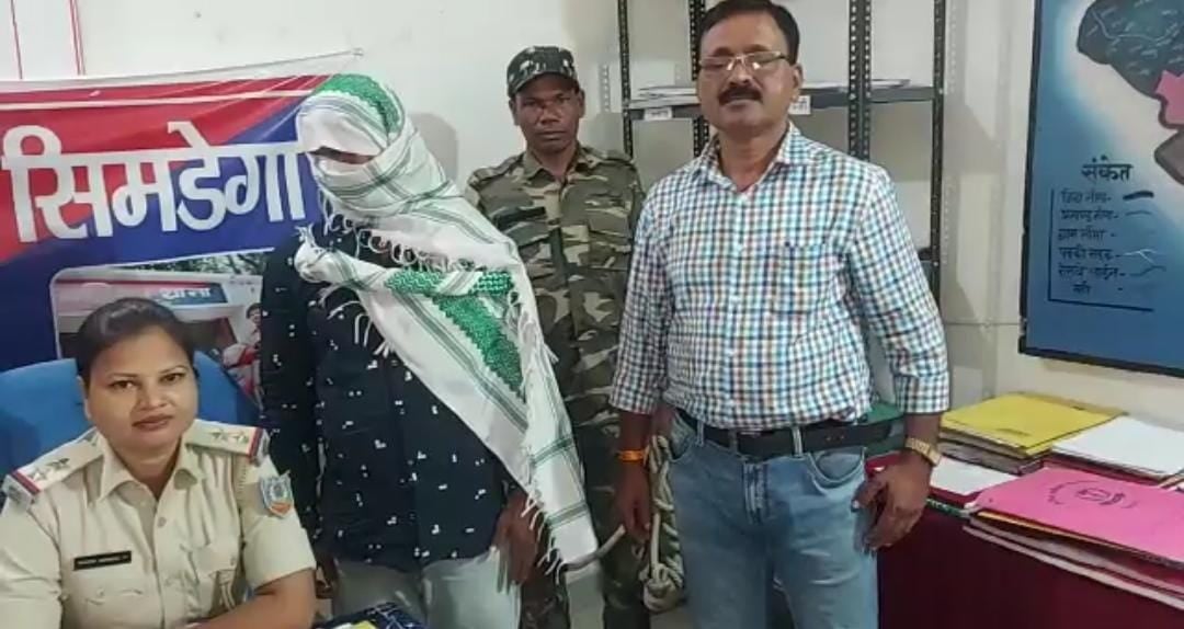 नाम बदल युवती का यौ'न शोषण और नाबालिग से दुष्क'र्म का आरोपी गिरफ्तार, भेजा गया जेल