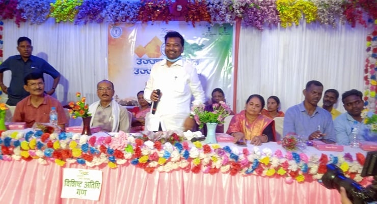 डीवीसी ने रवैया नहीं बदला तो बोरिया-बिस्तर समेटने की तैयारी कर लें: जगन्नाथ महतो