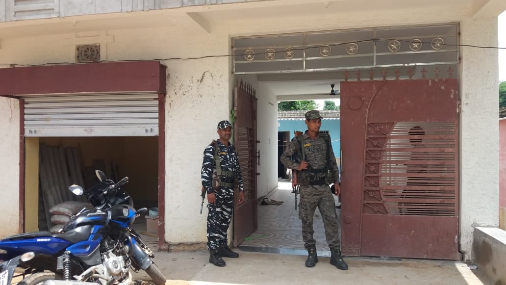 KHUNTI:  संजय मुंडा के घर एनआईए की छापेमारी, क्या है मामला, जानिए