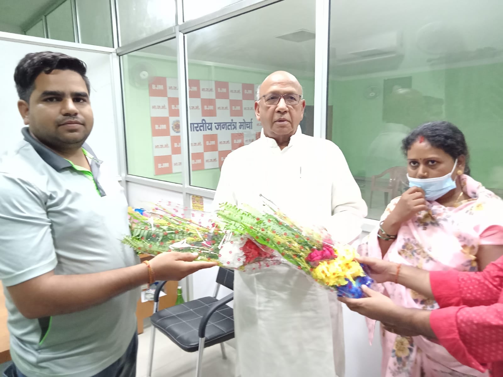 झारखंड के +2 स्कूलों में कई विषयों के शिक्षक ही नहीं, जानिये एक माह से धरनारत शिक्षक प्रतिभागी संघ का क्या कर रहा प्रयास